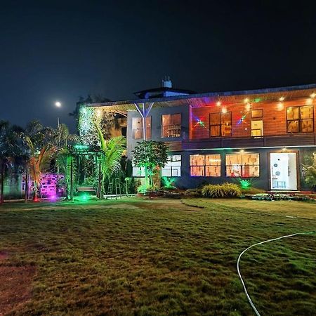 Leopard Farmhouse Mhow Buitenkant foto