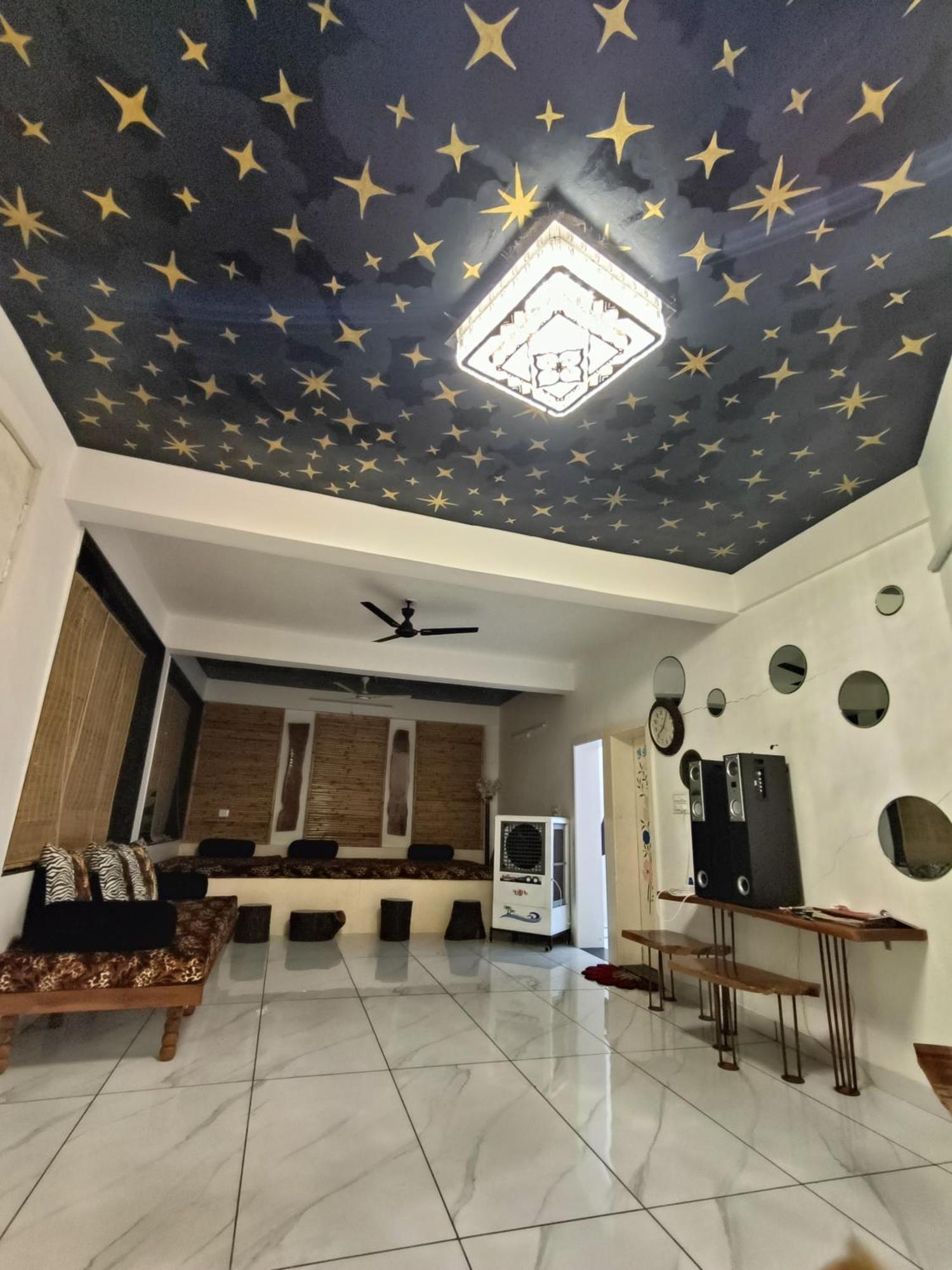 Leopard Farmhouse Mhow Buitenkant foto