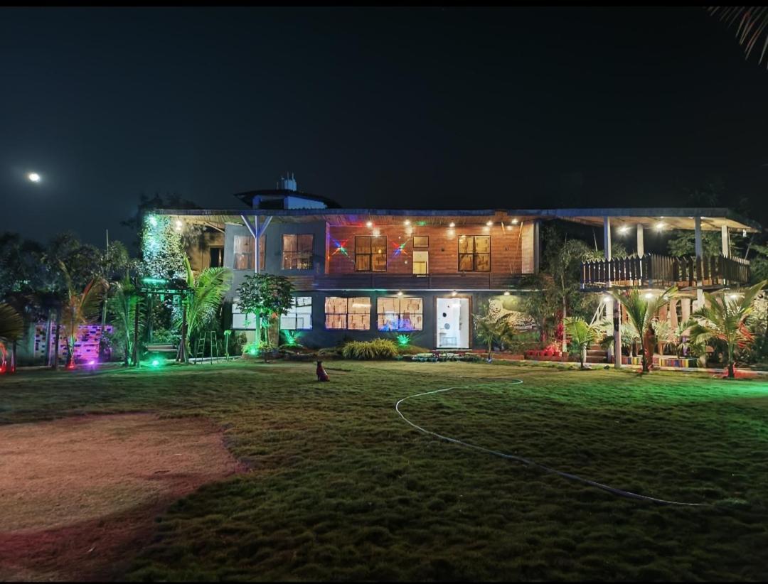 Leopard Farmhouse Mhow Buitenkant foto
